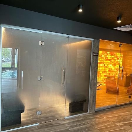 Baltic Comfort Spa Apartment With Free Pool, Saunas & Fitness - Kasprowicza 20 Kołobrzeg Buitenkant foto