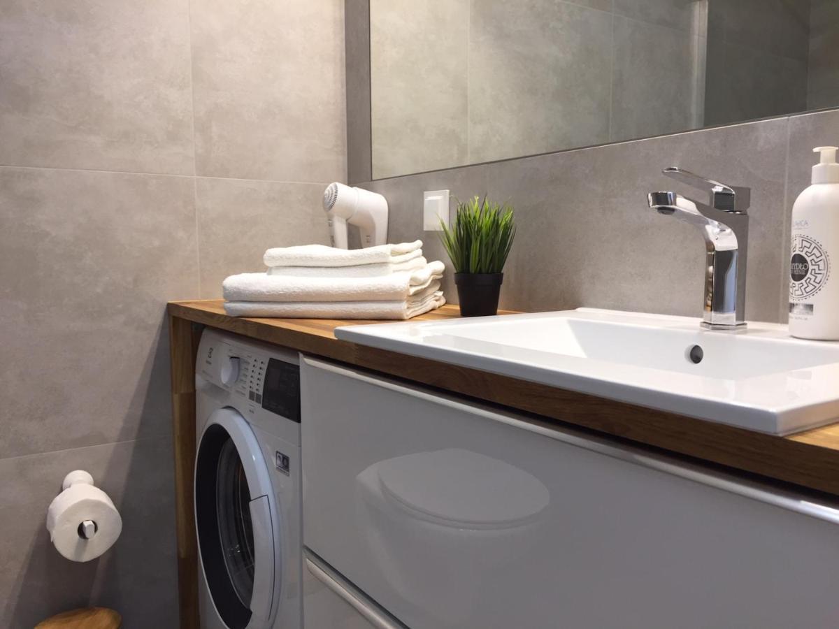 Baltic Comfort Spa Apartment With Free Pool, Saunas & Fitness - Kasprowicza 20 Kołobrzeg Buitenkant foto